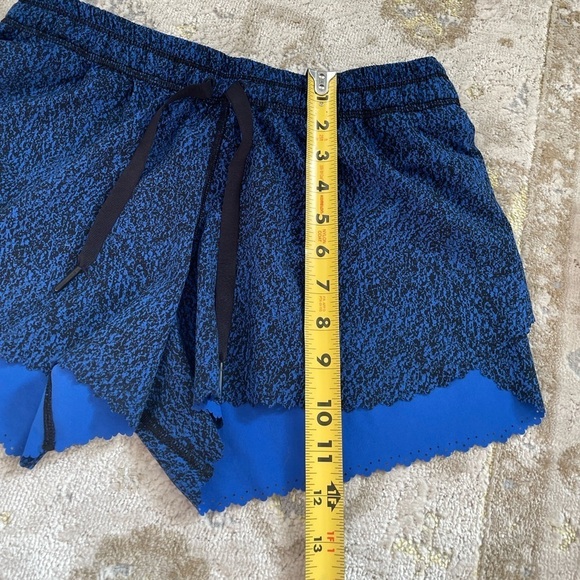 Lululemon Hit It Short Cerulean Blue size 4 - Picture 12 of 13